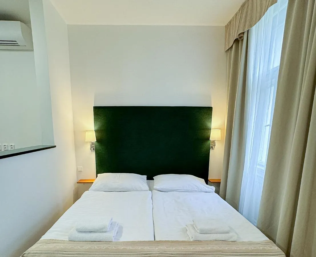 Hotel Mala Strana Prague