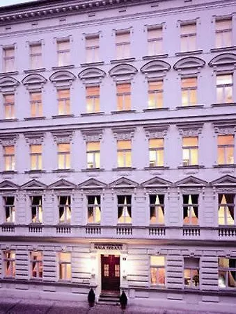 Hotel Malá Strana Prag 4*,
